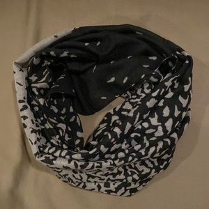 EUC Infinity Scarf - Black and Grey Leopard 🐆